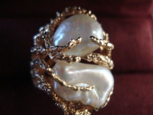 fe2dbd2cbf81ba9a6d17dba1f2ef6544--baroque-pearls-pearl-rings.jpg