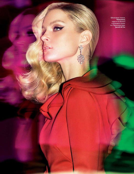 Jessica-Stam-for-Vogue-Russia-DesignSceneNet-06.jpg