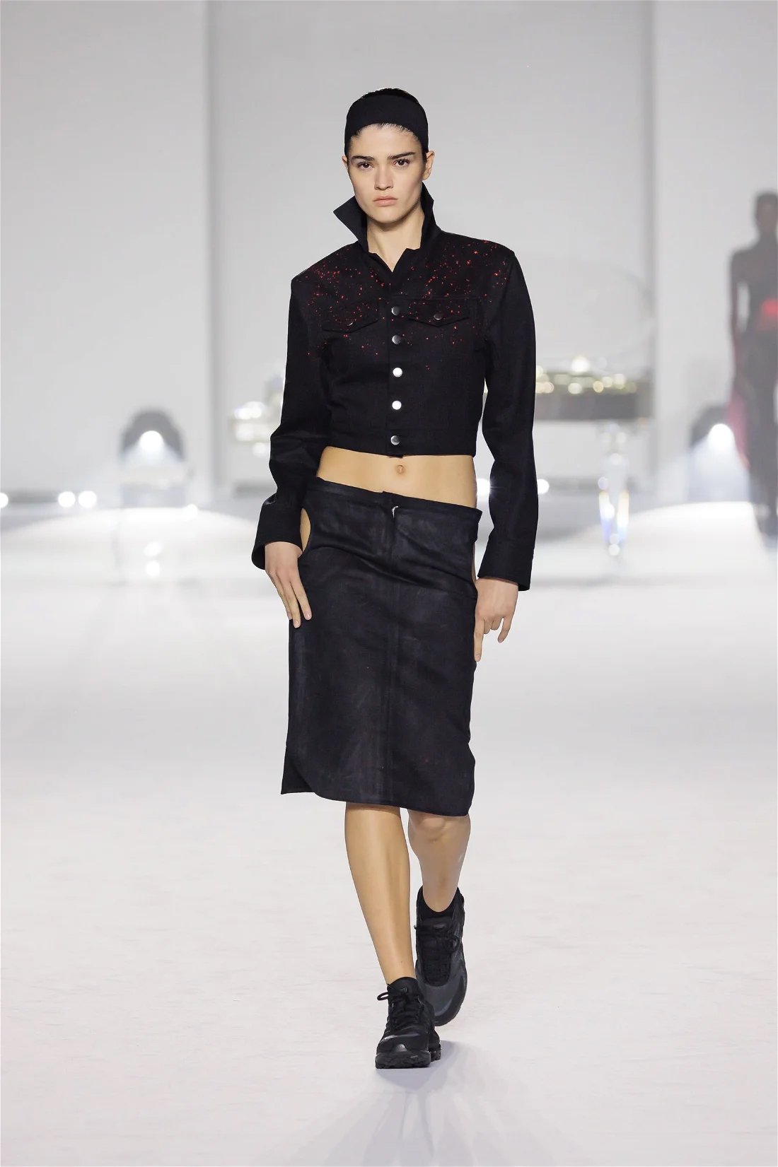 Maison-Yoshiki-Ready-Wear-Fall-Winter-2024-Milan-Fashion-Week-Runway-16 copy.jpg