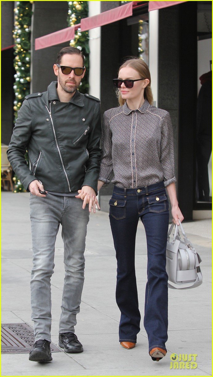 michael-polish-kate-bosworth-with-a-motorcycle-is-perfection-05.jpg