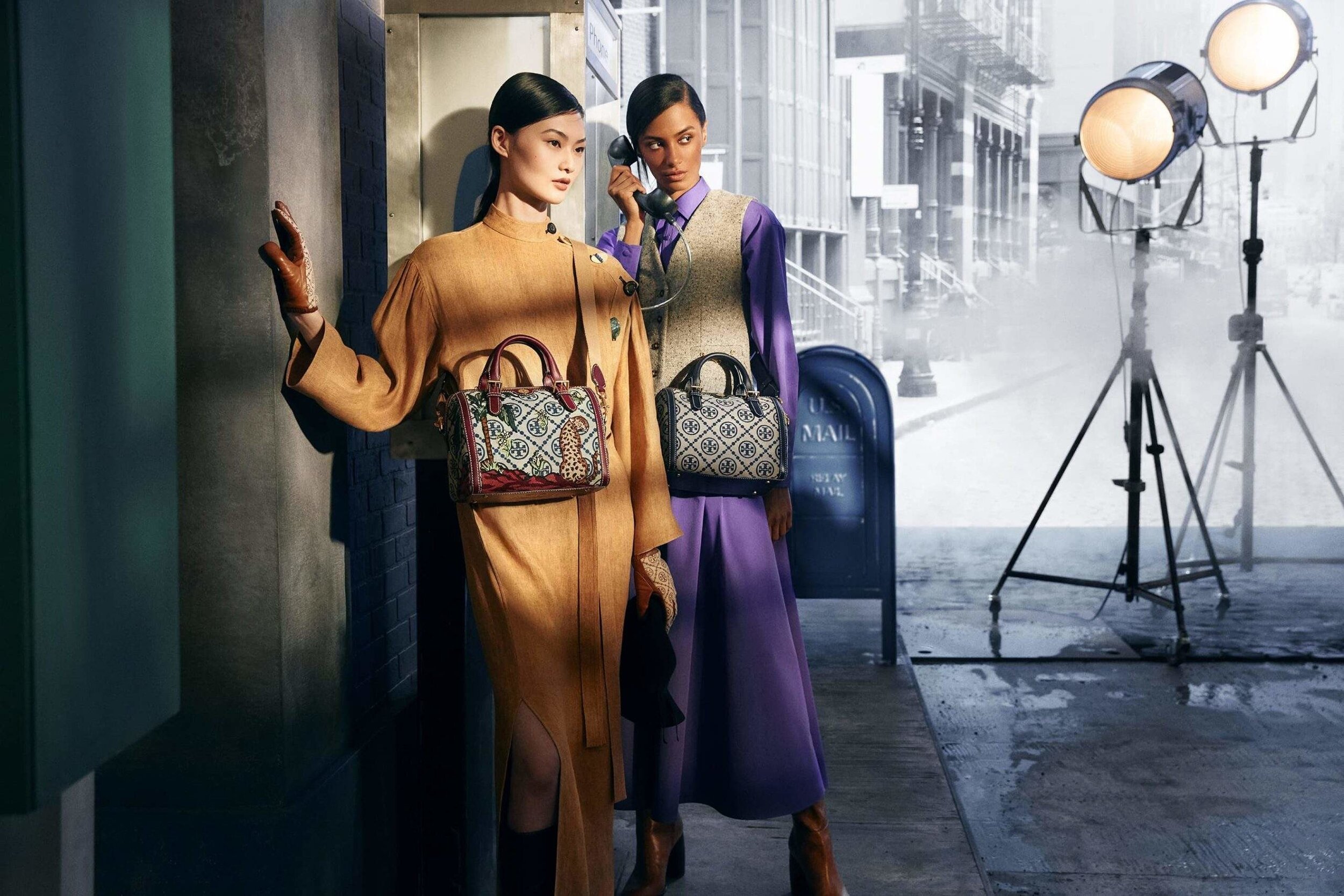 Tory-Burch-FW-2021-Campaign-by-Mikael-Jansson+(3).jpeg