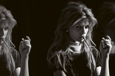 clemence-poesy-and-smoking-gallery.jpg