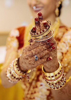Bridal-Indian-Jewellery-Bangles.jpeg