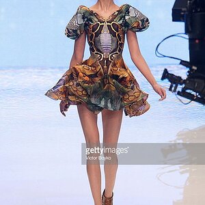 Alexander McQueen Paris Womenswear Fashion Week Spring/Summer 2010