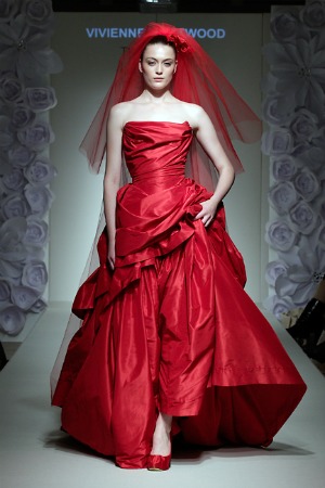 Vivienne-Westwood-red-bridal-dress-at-Luxury-Wedding-Show.jpg