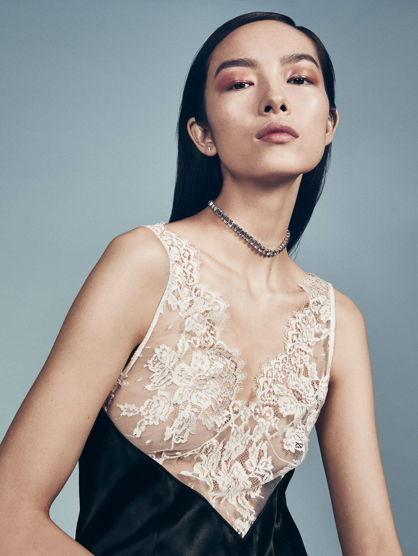 Vogue-China-June-2016-Fei-Fei-Sun-by-Sharif-Hamza-5.jpg