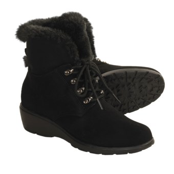 khombu-maple-2-boots-for-women-in-black~p~2821x_01~340.jpg