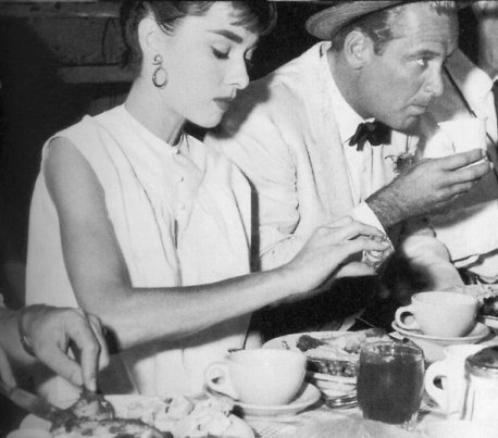 Audrey-eating-lunch-with-the-cast-and-crew-of-Sabrina-audrey-hepburn-7431045-458-403.jpg