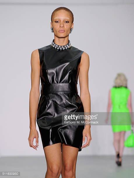 model-adwoa-aboah-walks-the-runway-at-the-ashley-williams-show-during-picture-id511830950
