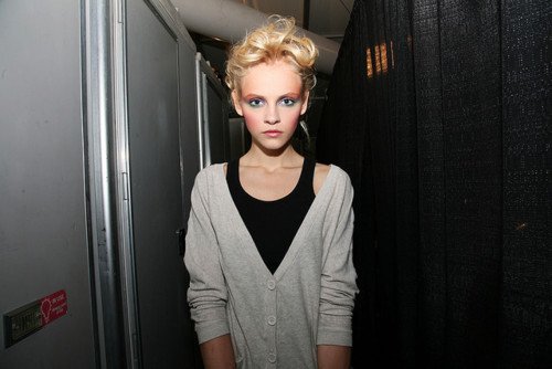 backstage-blond-ginta-lapina-make-up-model-Favim.com-172724.jpg