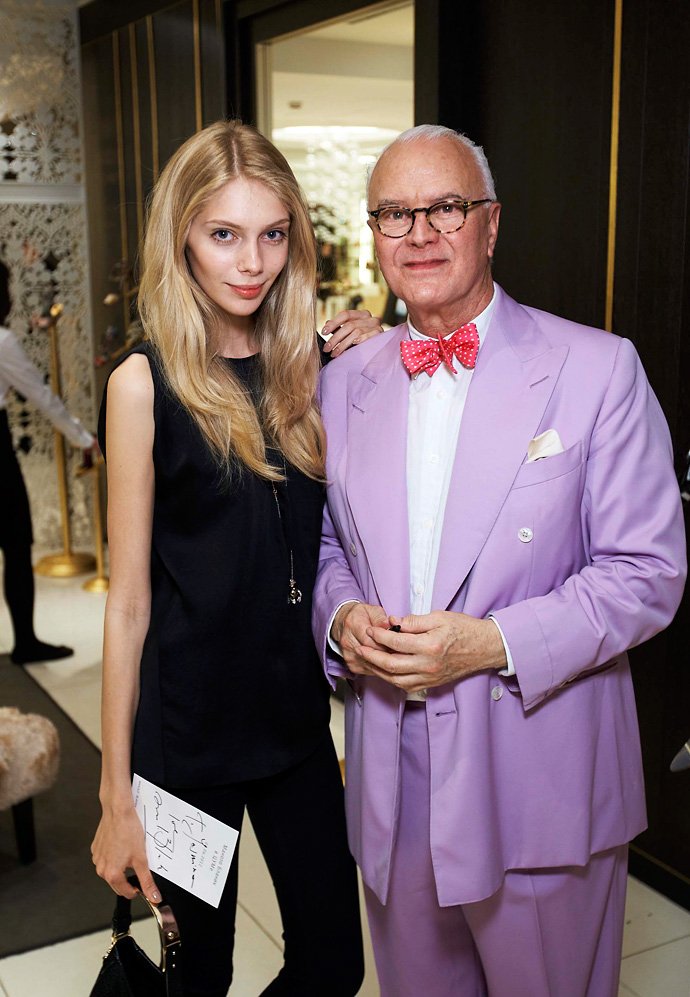 manolo_blahnik_and_a_guests_of_the_evening_4_jpg.jpg