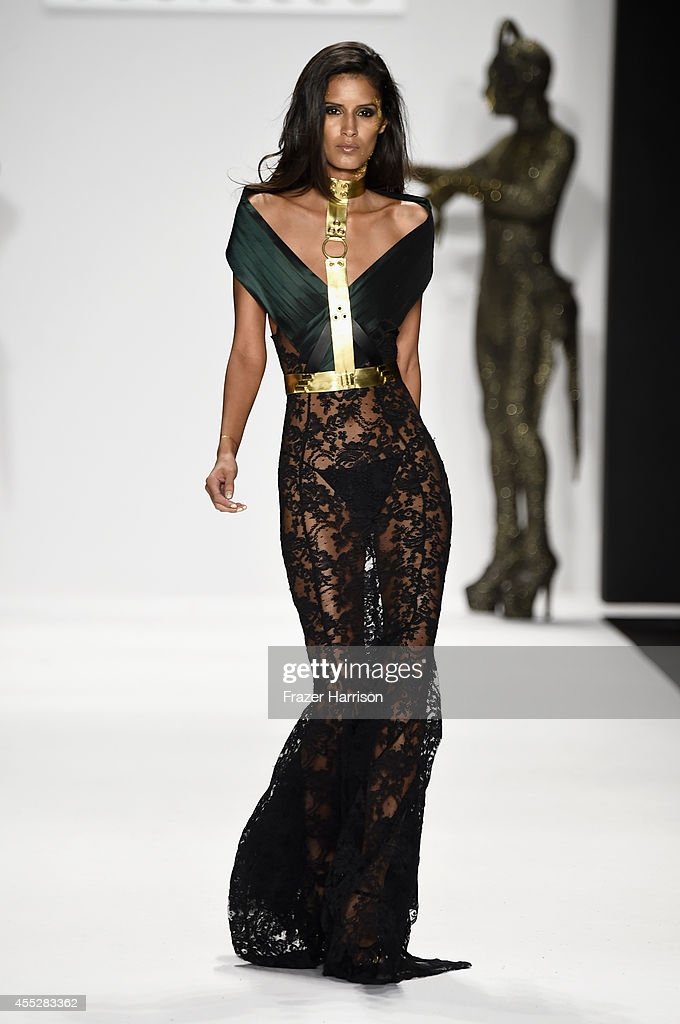 model-jaslene-gonzalez-the-runway-in-a-design-by-mt-costello-at-the-picture-id455283362