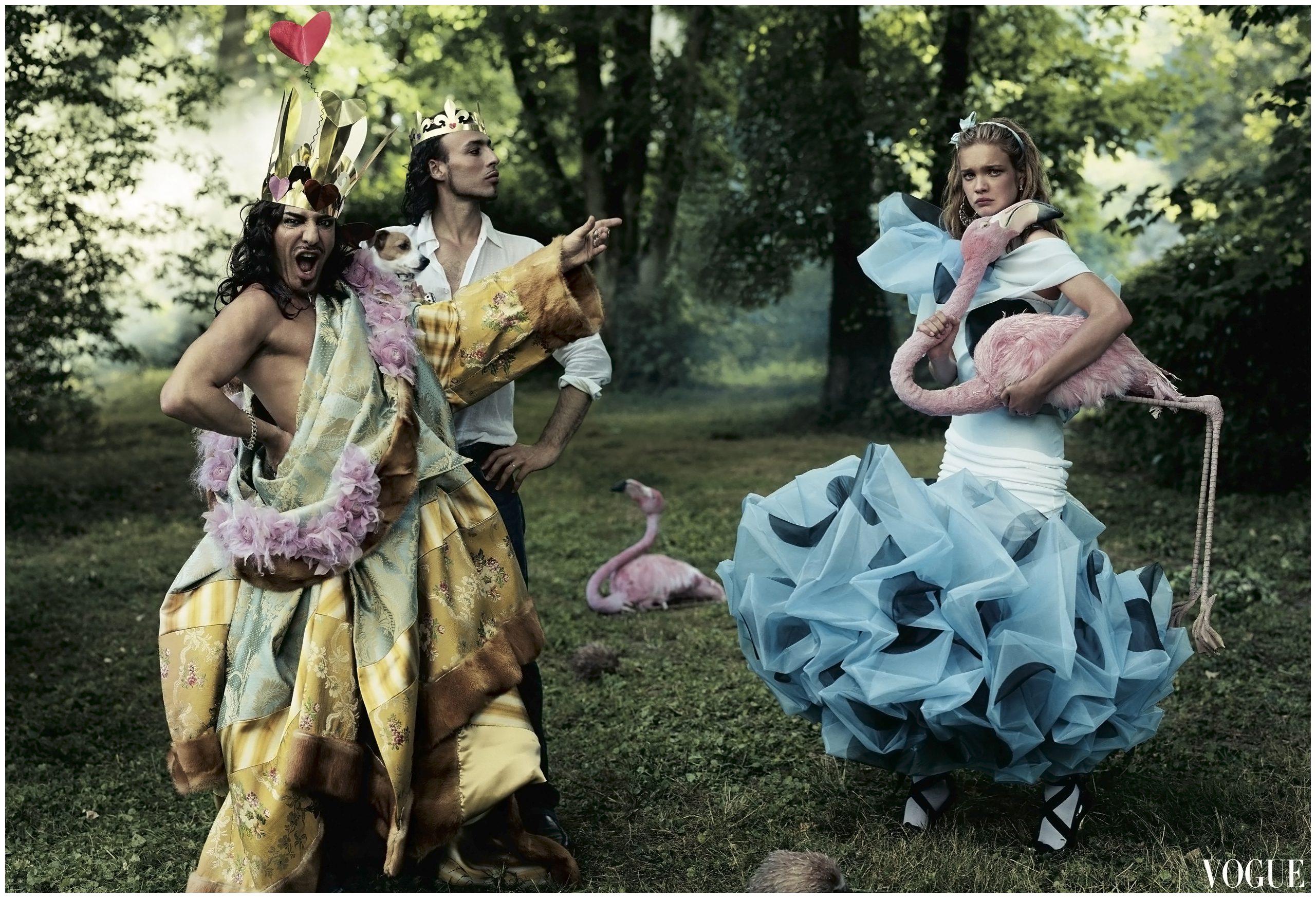 john-galliano-as-the-queen-of-hearts-and-as-his-king-alexis-roche.jpg